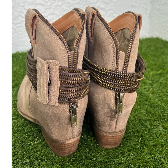 Matiko Tan Suede Western Inspired Short Boots - Size 10 with Straps - Picture 8 of 8